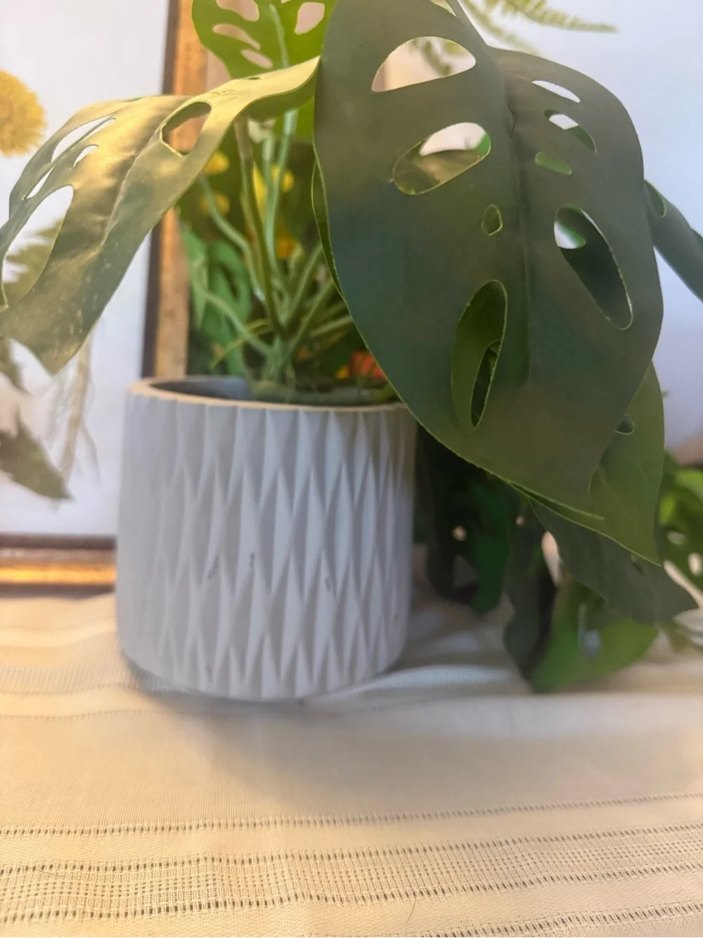 2 Fake Plants  + Painting Set of Dandelion Canvas Art + 2 Faux Greenery Plants